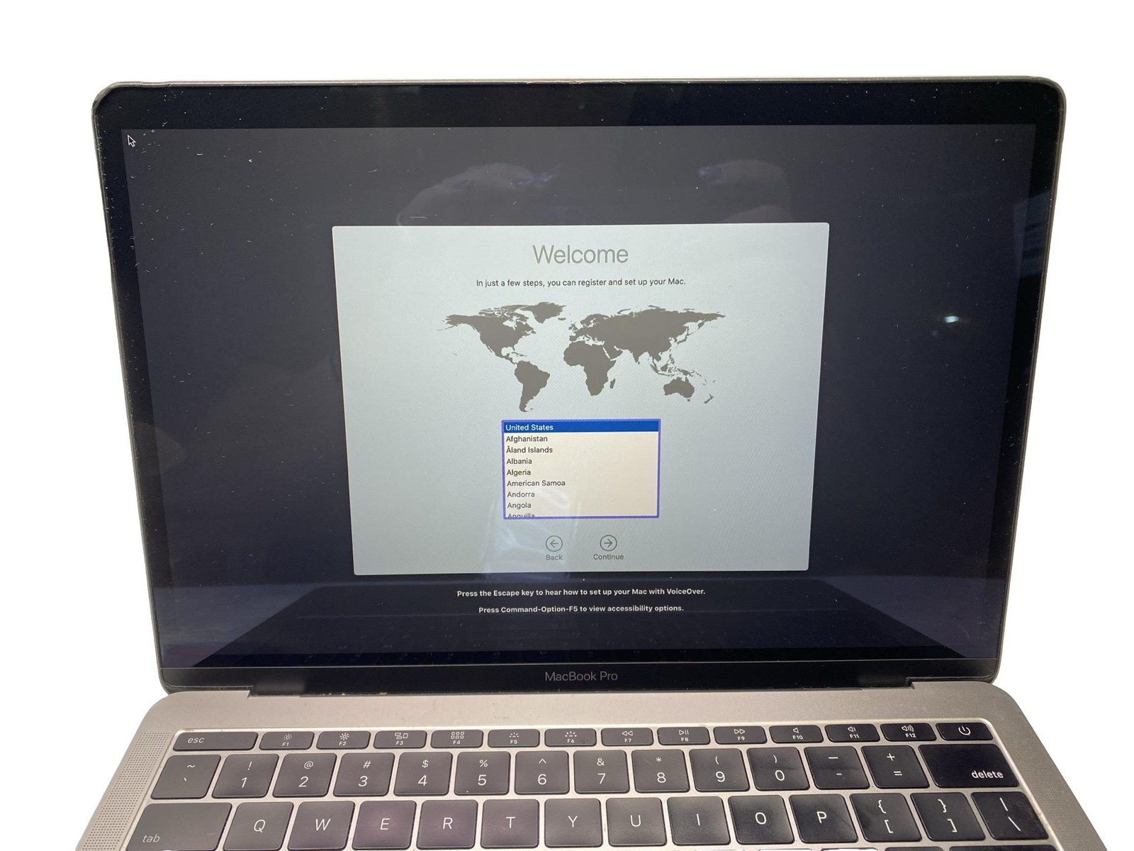 MacBookProA1708 13in2017 MPXQ2LL/A i57360U8GB256GBCatalinaBCC607Discoloredscreen