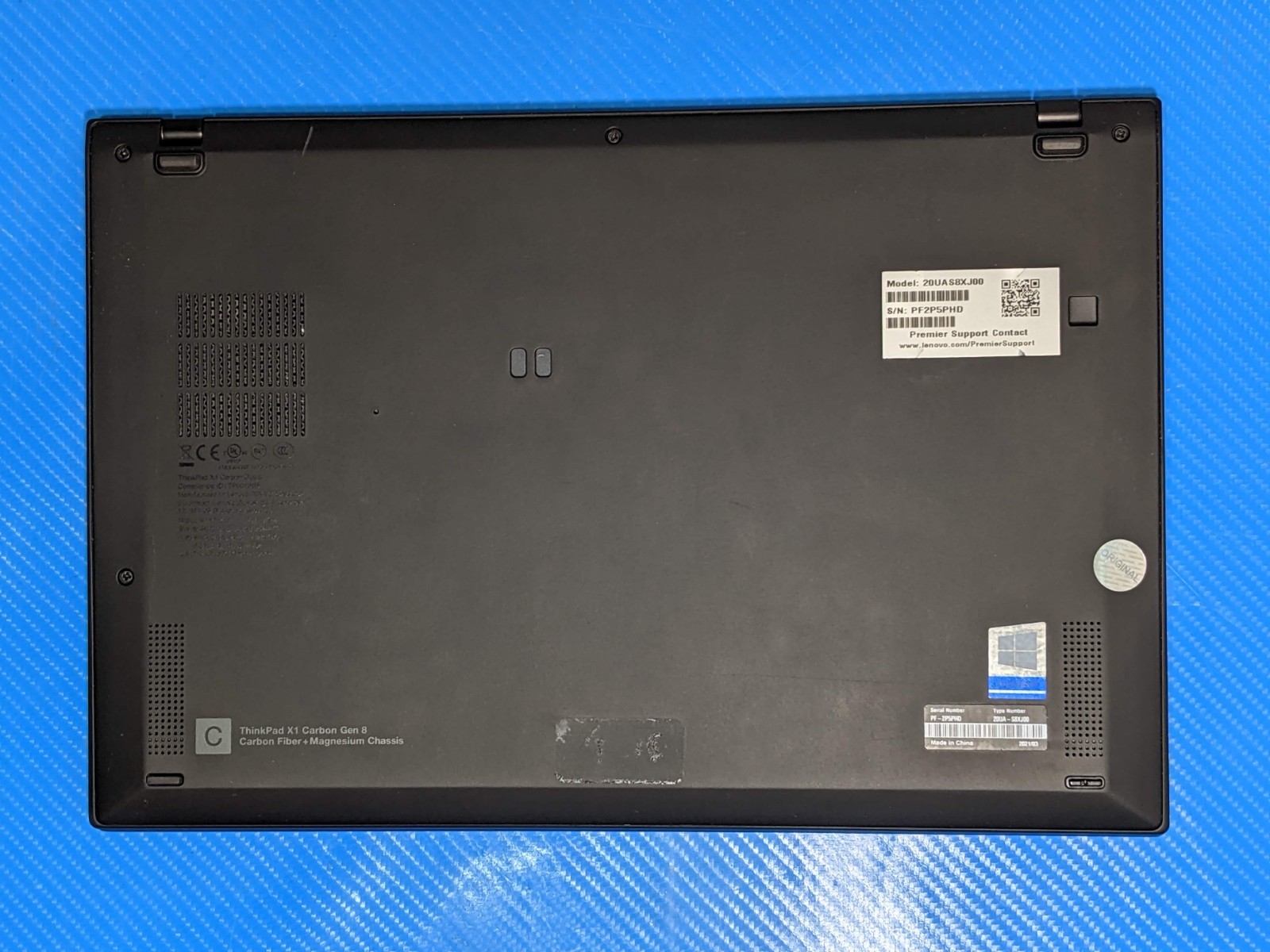 Lenovo ThinkPad X1 Carbon Gen 8 14″ FHD i7-10th 1.8GHz 16GB 512GB SSD W11P +PA