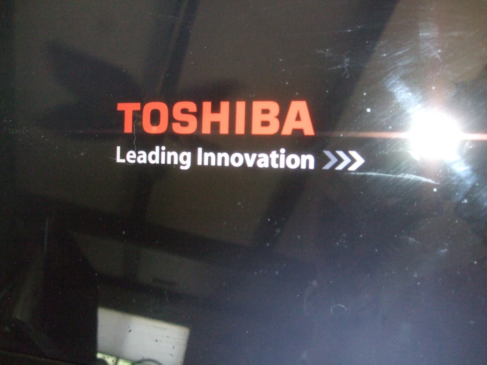 Toshiba Satellite C55-B5300 15.6″ no HD Intel N2840 2.58GHz 2.1GHZ 4GB DVD-PARTS