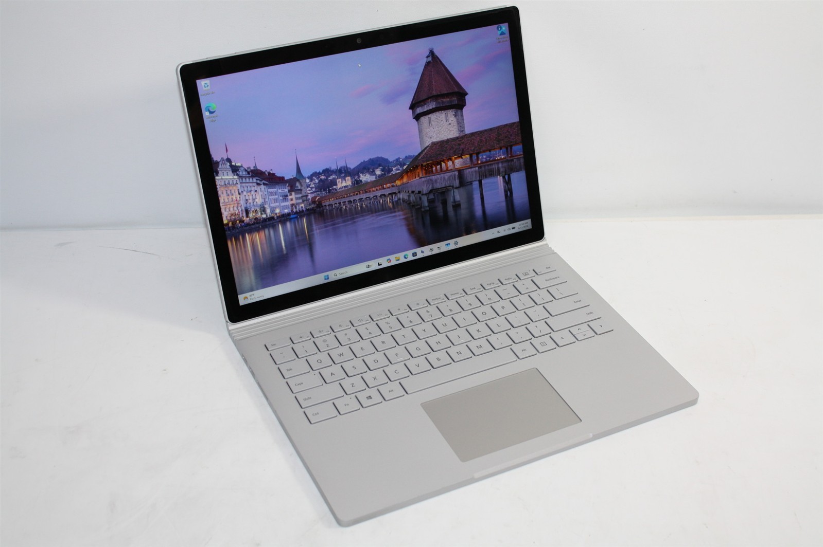 12″Microsoft Surface Pro 3 1900 i7-1065G7 1.30GHz RAM 16GB NVMe 256GB GTX 1650