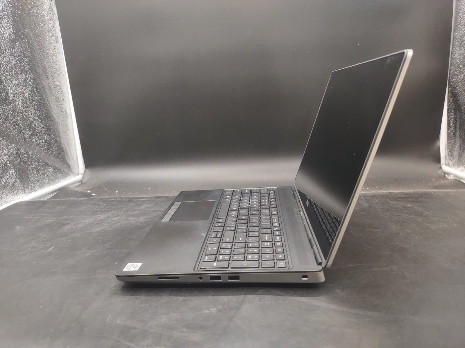 Dell Precision 7550 i7 10850H @ 2.70Ghz 32GB RAM NO HDD NO OS