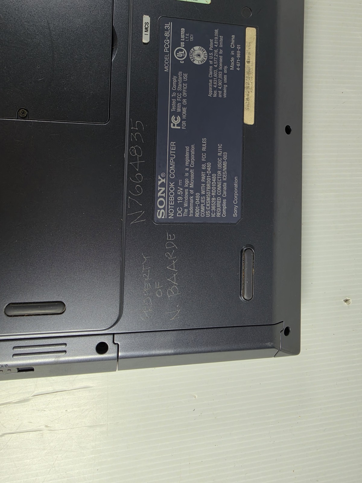 SONY VAIO PCG-GRZ610 PCG-8L3L Pentium IIII DVD Turns On