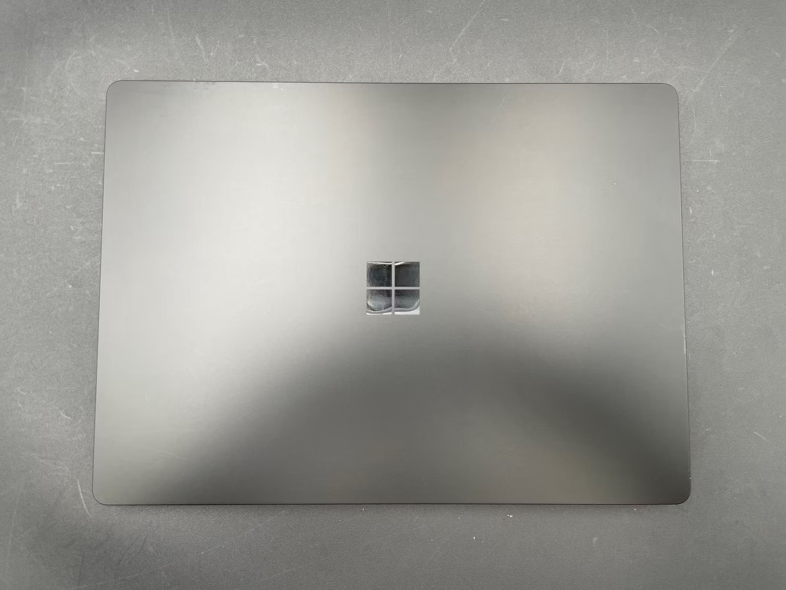 Microsoft Surface Laptop 5 Used 13.5″ (i7-1265U-16GB-256GB NVMe)