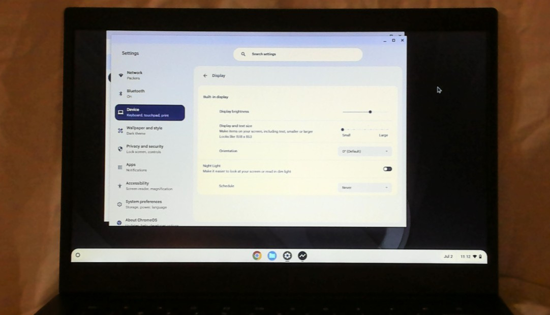 Samsung Galaxy Chromebook Go 14″ XE345XDA (2021) Excellent+Sleeve, Charger & Hub