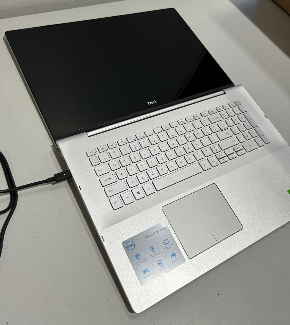 Dell Inspiron 17.3″ FHD 7791 2-in-1 Laptop Win11H i7-10510U 16GB 512GBSSD NVIDIA