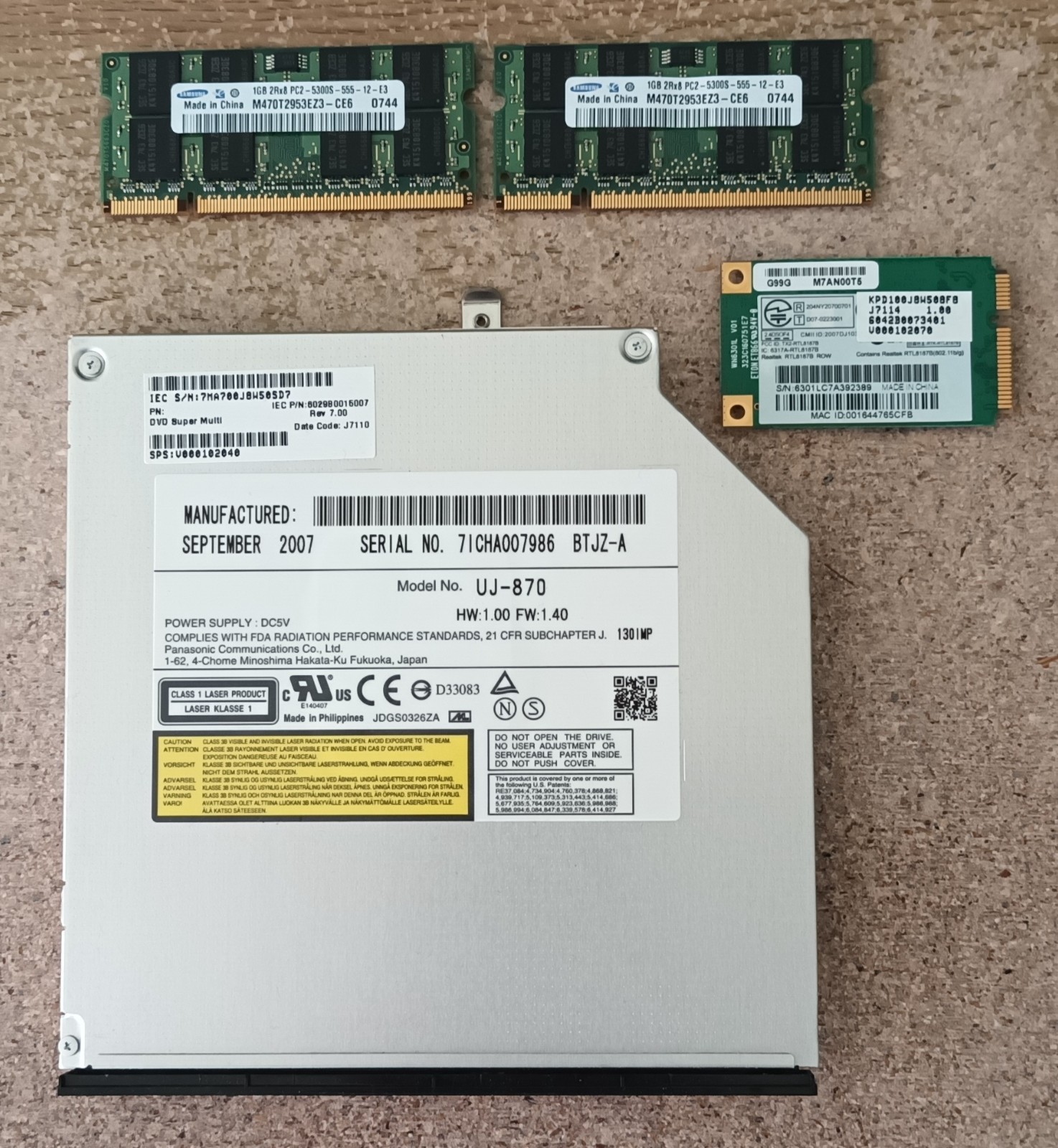 Toshiba Equium A200 PSA-F5E Laptop Notebook 15.4″ 2GB 250GB SSD Windows Vista