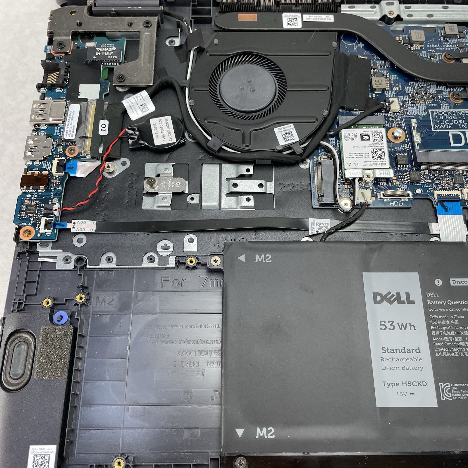 Dell Latitude 3510 15.6″ i7-10210U 1.60 GHz 8 GB RAM No SSD/OS/AC – Bad USB
