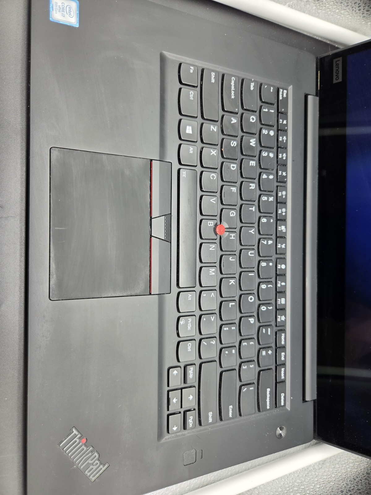 Lenovo ThinkPad P1 Gen 1 15 FHD i7-8850H 2.60GHz 16GB 512GB Quadro P1000 4GB