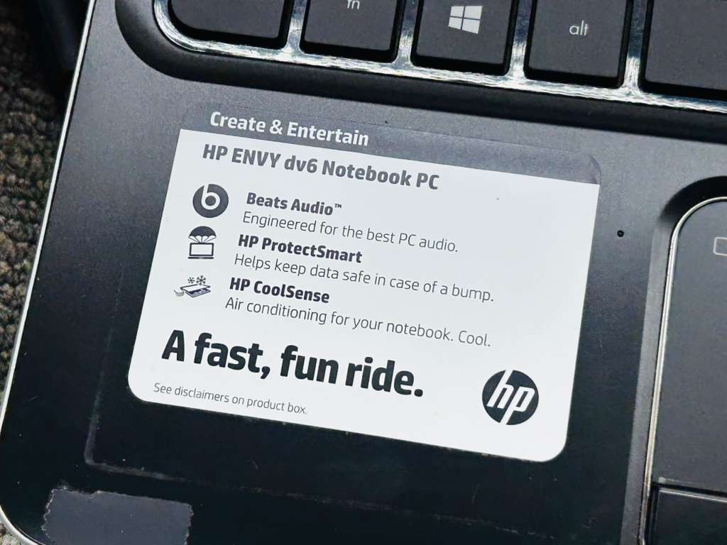 HP ENVY dv6-7258nr i5 8GB 640GB 15.6″ Laptop C8B37UA 9186053