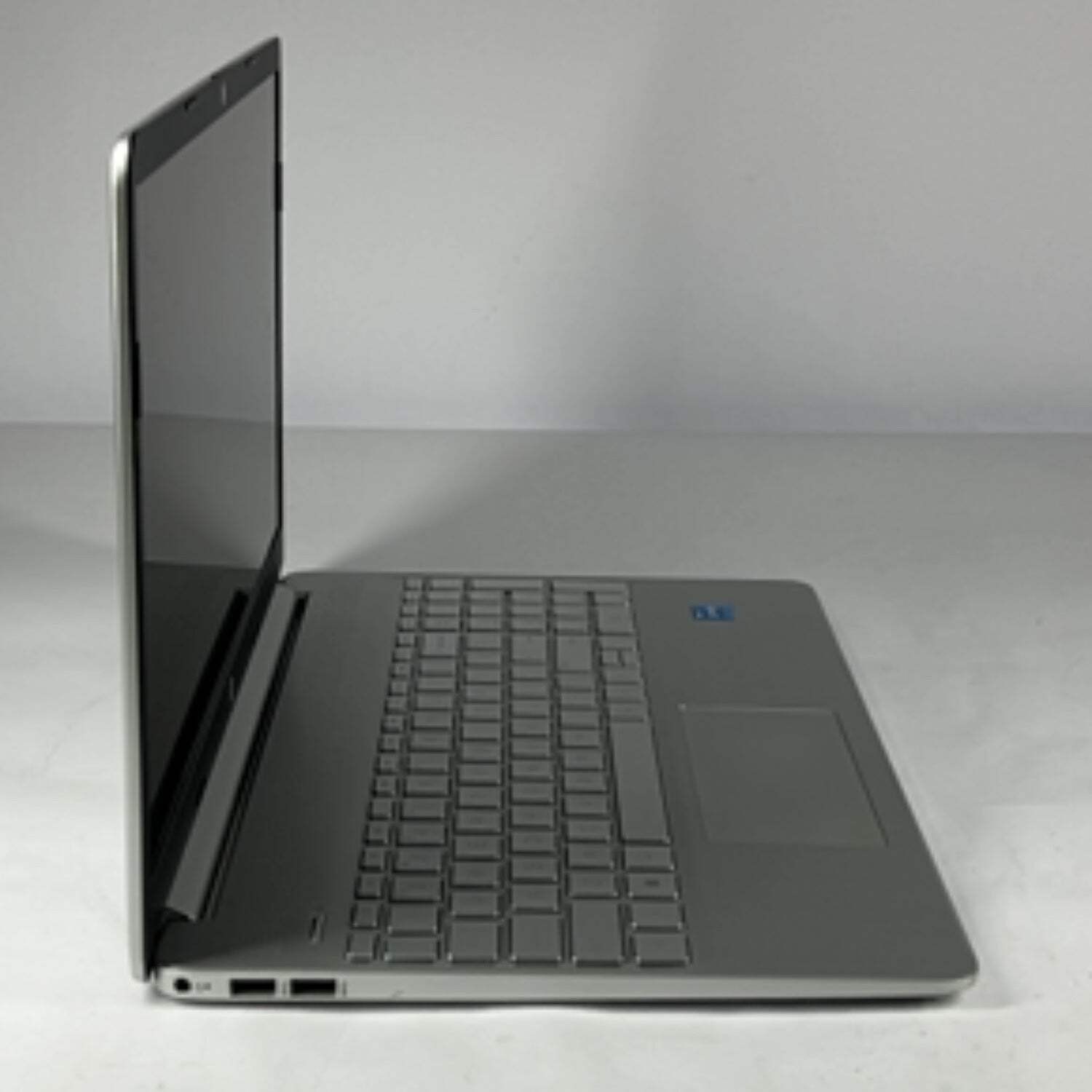 HP Laptop 15-DY2702DX 15.6″ i3-1115G4 3.0GHz 8GB RAM 512GB SSD