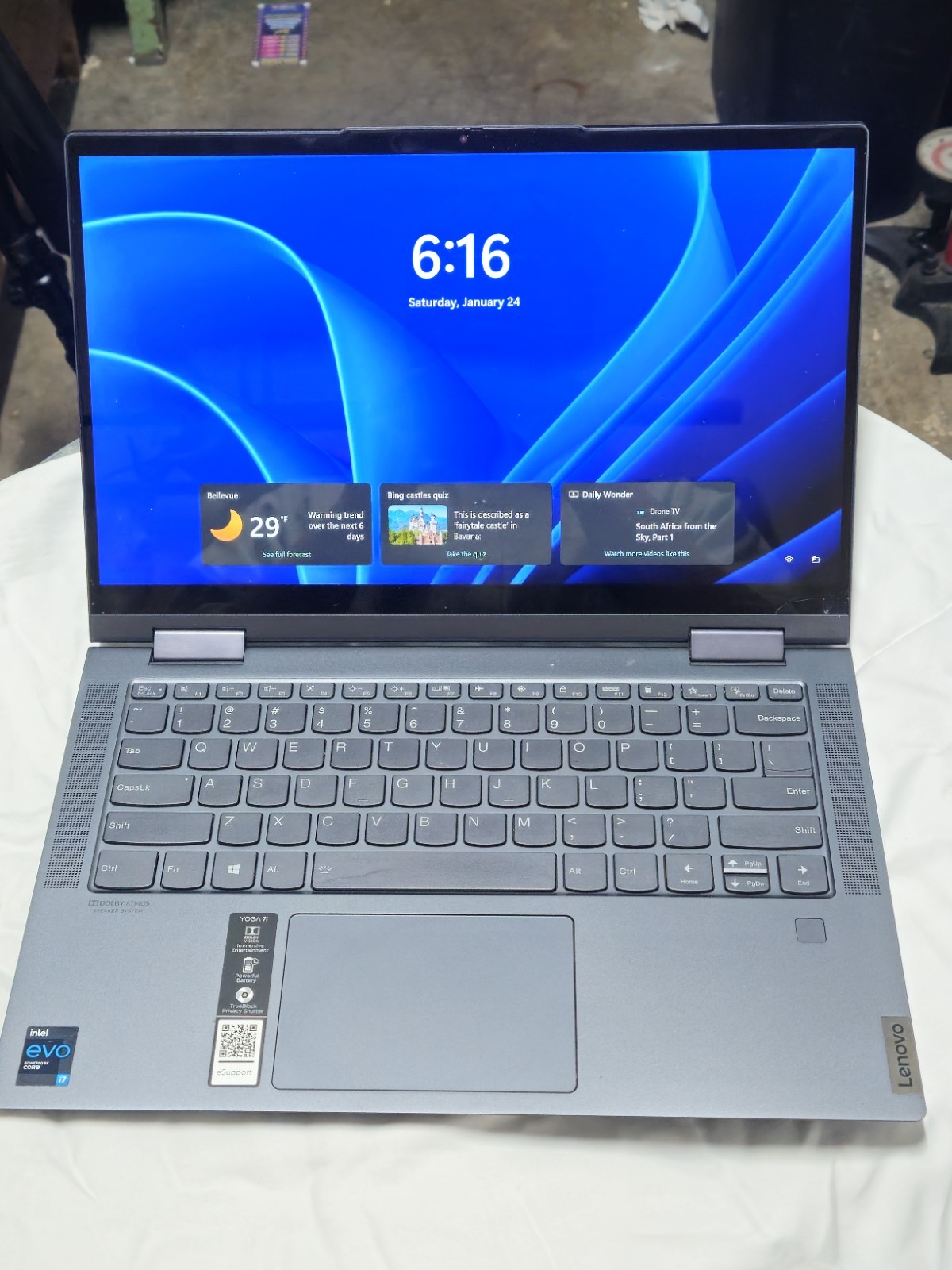 Lenovo Yoga 7-14ITL5 2-in-1 14 Intel i7-1165G7 12GB RAM 512GB NVME
