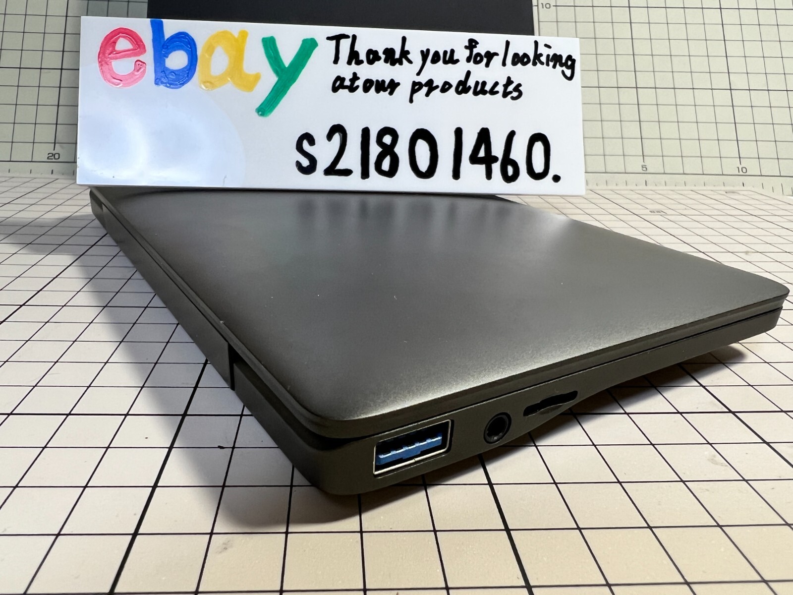 GPD Pocket 2 Intel 3965Y 7in Touch Screen 8GB RAM Windows 10 Near Mint