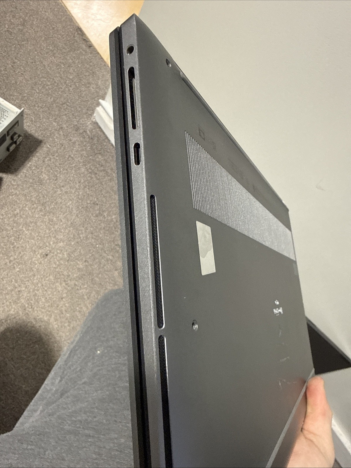 Dell Precision 5570 NON-TOUCH i7-12700H 8GB RAM NO SSD A1000 Backlit KB