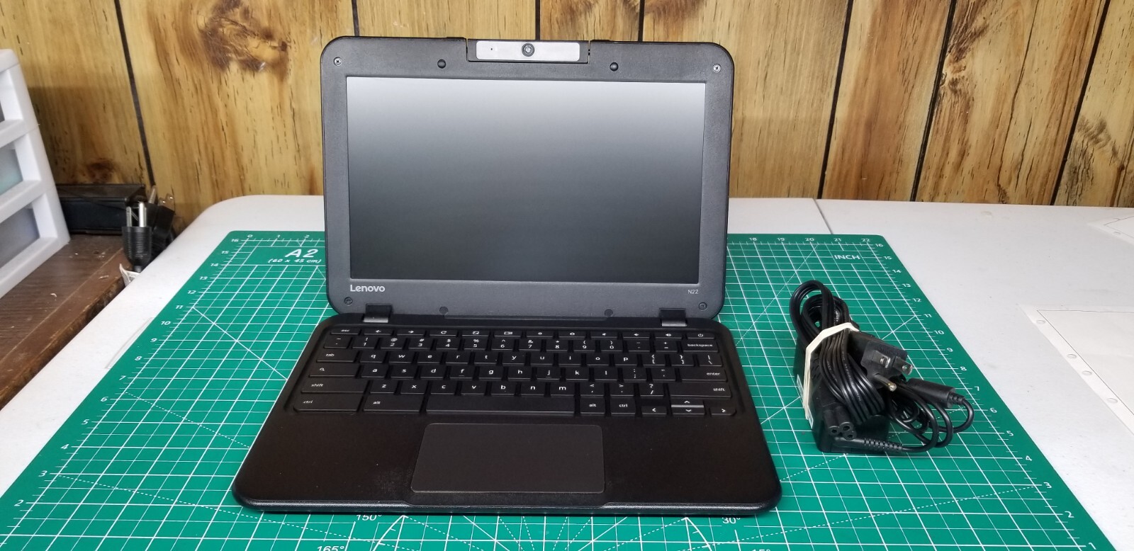 11.6″ Lenovo Chromebook N22 @1.6GHz 16GB SSD 4GB DDR3 w/oem lenovo Charger Cord