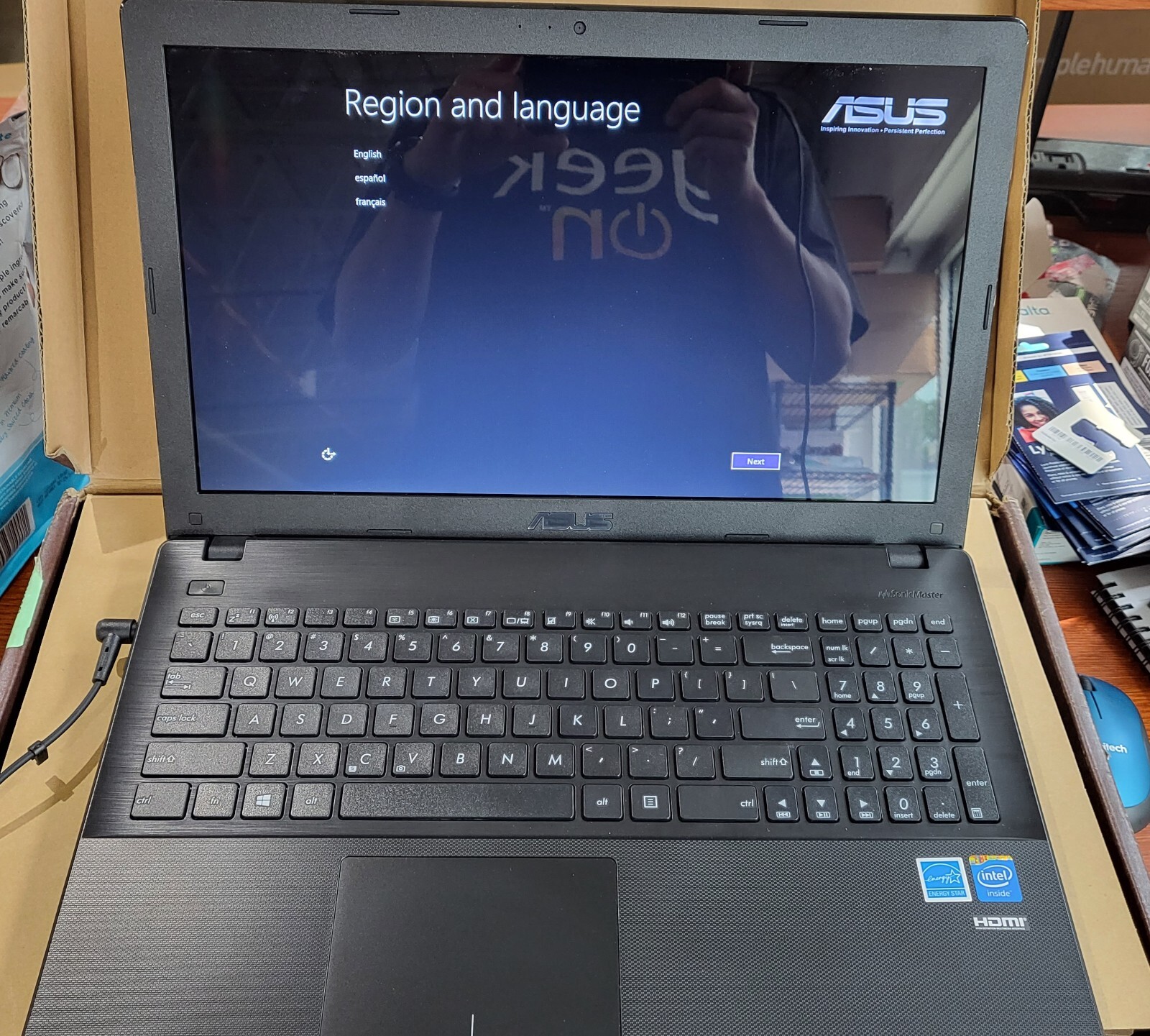 Asus X551MAV-RCLN06 notebook Intel N2830 4GB Memory 500GB HDD WIN 8.1