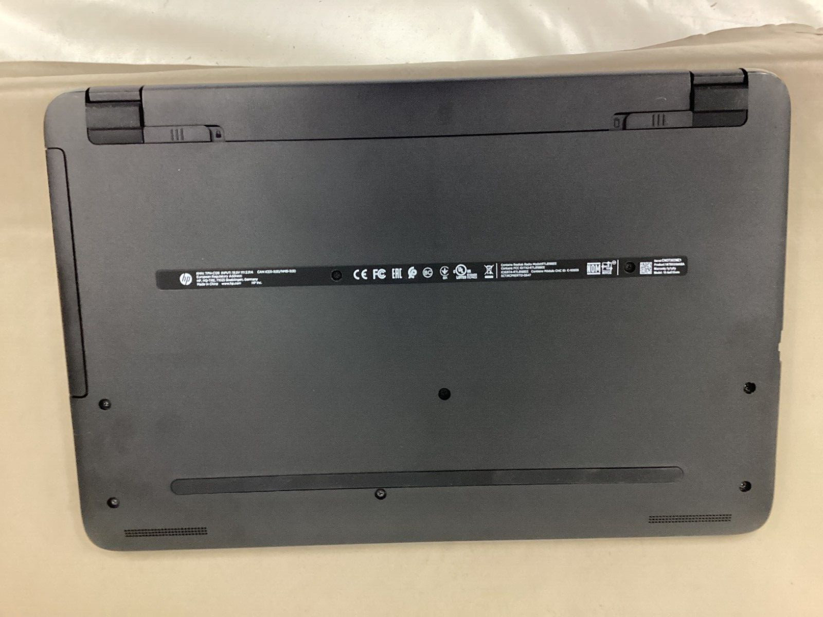 HP 15-ba015wm 15.6″ HD Laptop AMD E2-7110 8GB RAM 128GB SSD Battery NOT Charged