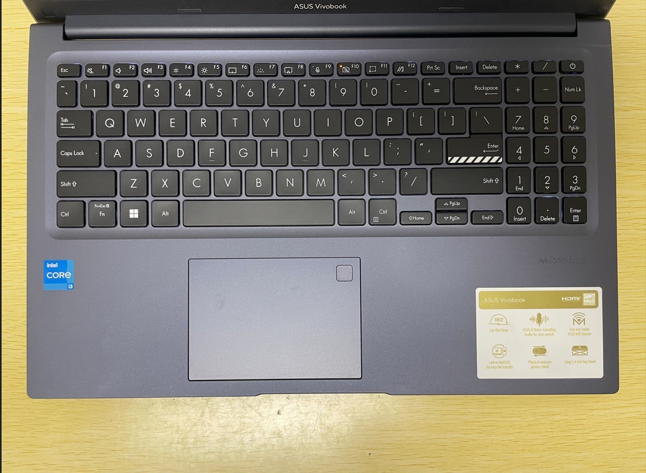 Asus VivoBook F1502ZA i3-1220P 1.50Ghz 8GB RAM 256GB NVMe Laptop Win 11 w/ AC