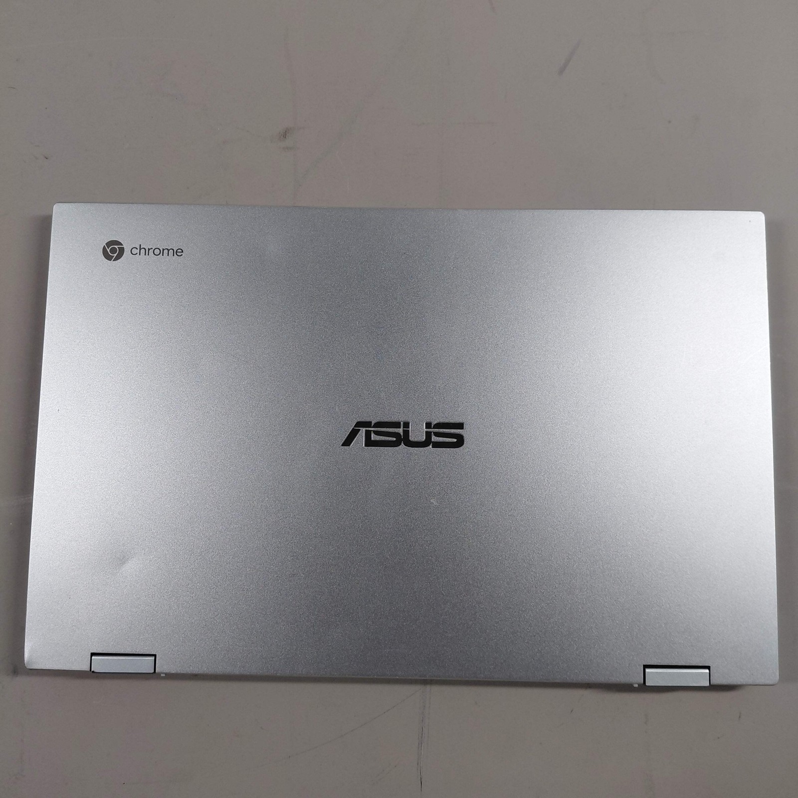 Asus Chromebook C433T 13.3″ m3-8100Y 8GB RAM 64GB