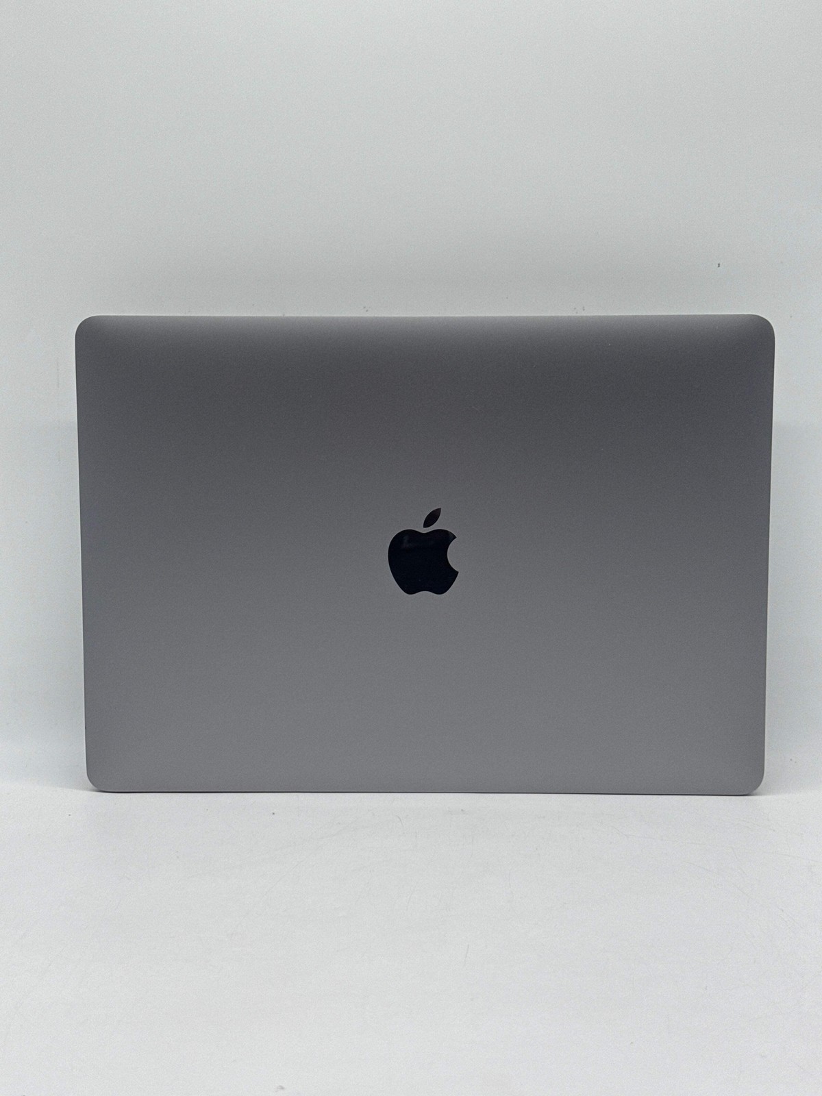 Apple MacBook Air 13″ A2179 Intel Core i3 8GB RAM 256GB SSD – For Parts