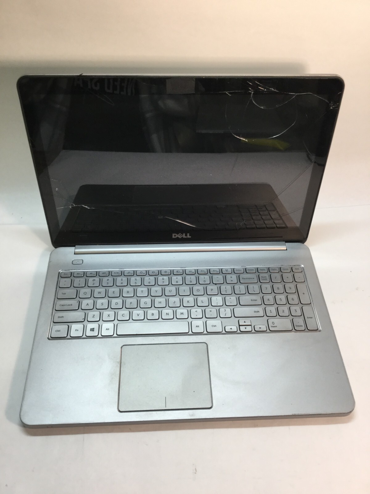 Dell Inspiron 15 7000 Laptop Intel Core i7 7th Gen.- CRACKED DISPLAY/NO BOOT-MZ