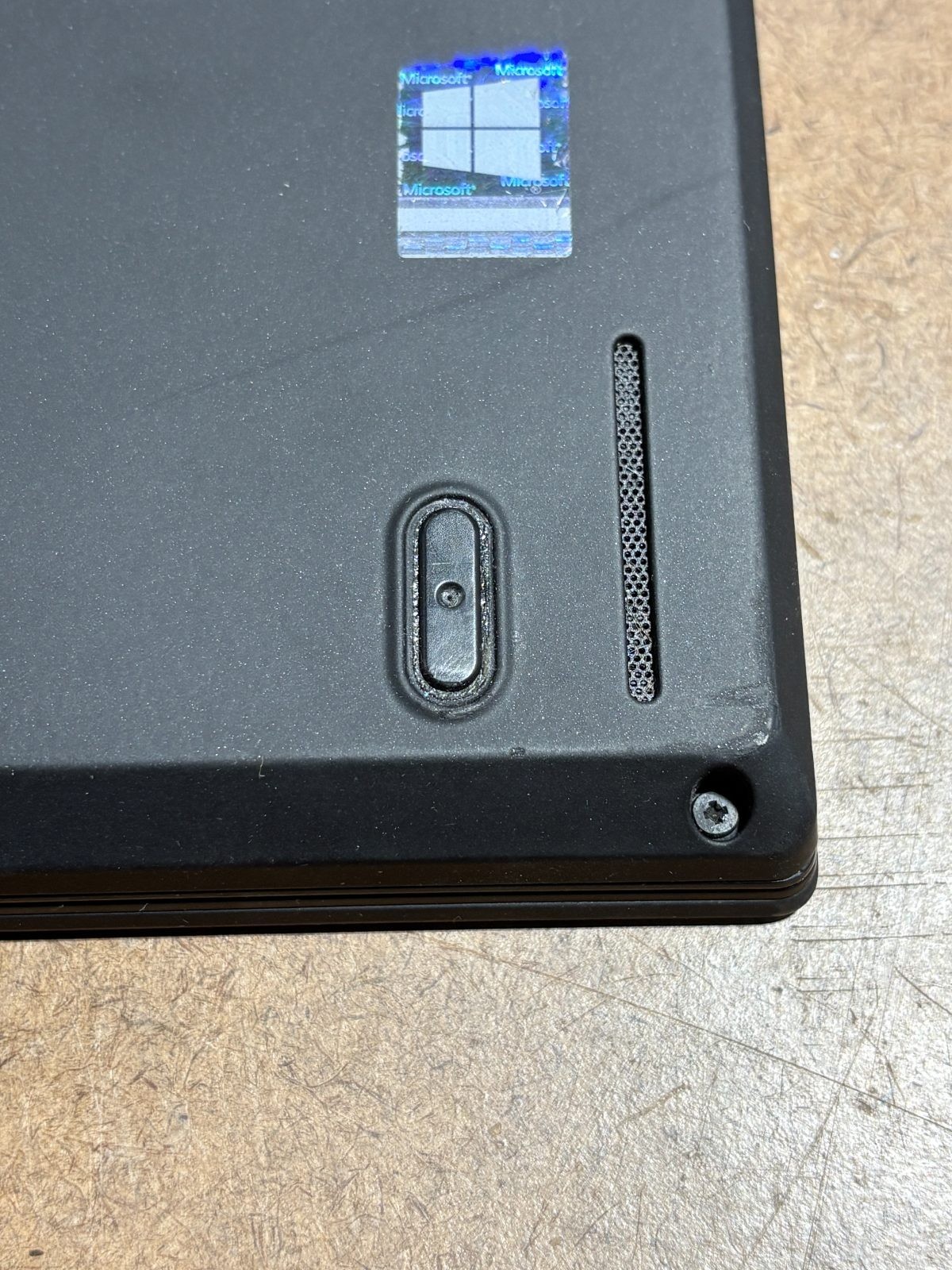 Lenovo ThinkPad T480 14″ i5-8250U 8GB RAM 256GB SSD No Charger/OS