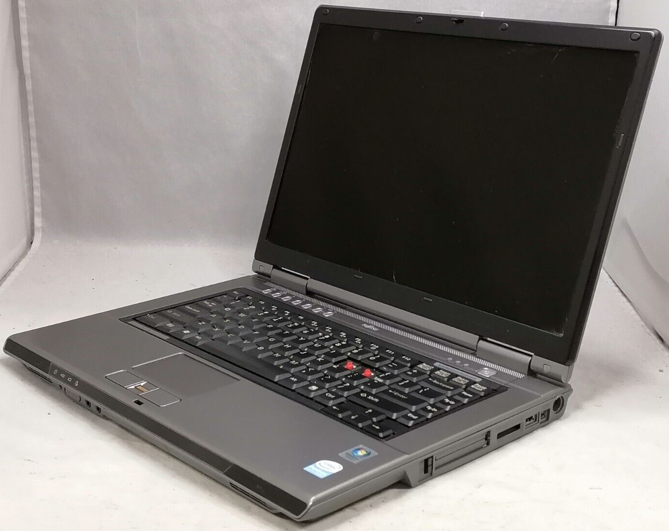 FOR PARTS 15.4″ Fujitsu A6025 (Pentium T2130/1.86 GHz/1 GB RAM/NO HDD)