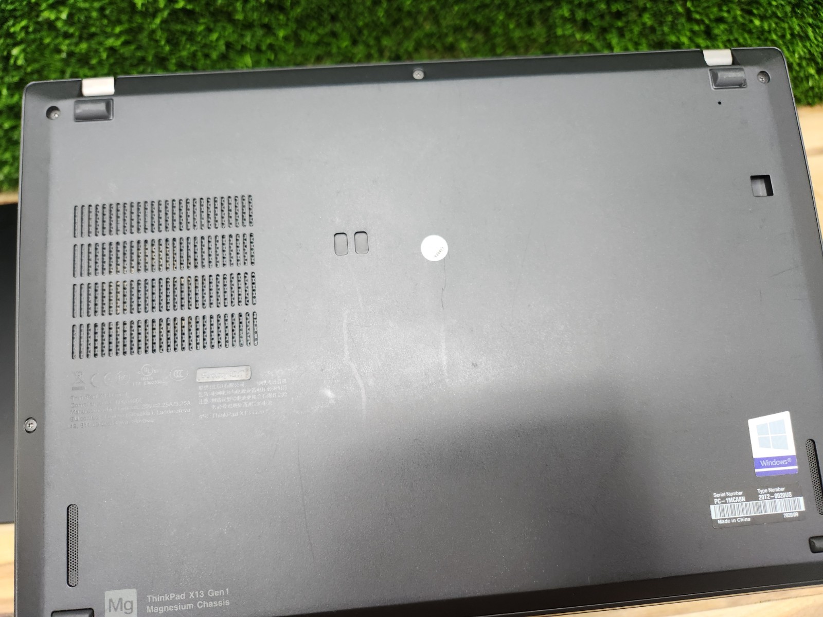 Lenovo ThinkPad X13 Gen 1 13.3″ FHD Touch i7-10610U 1.8GHz 16GB 256GB SSD Win11~