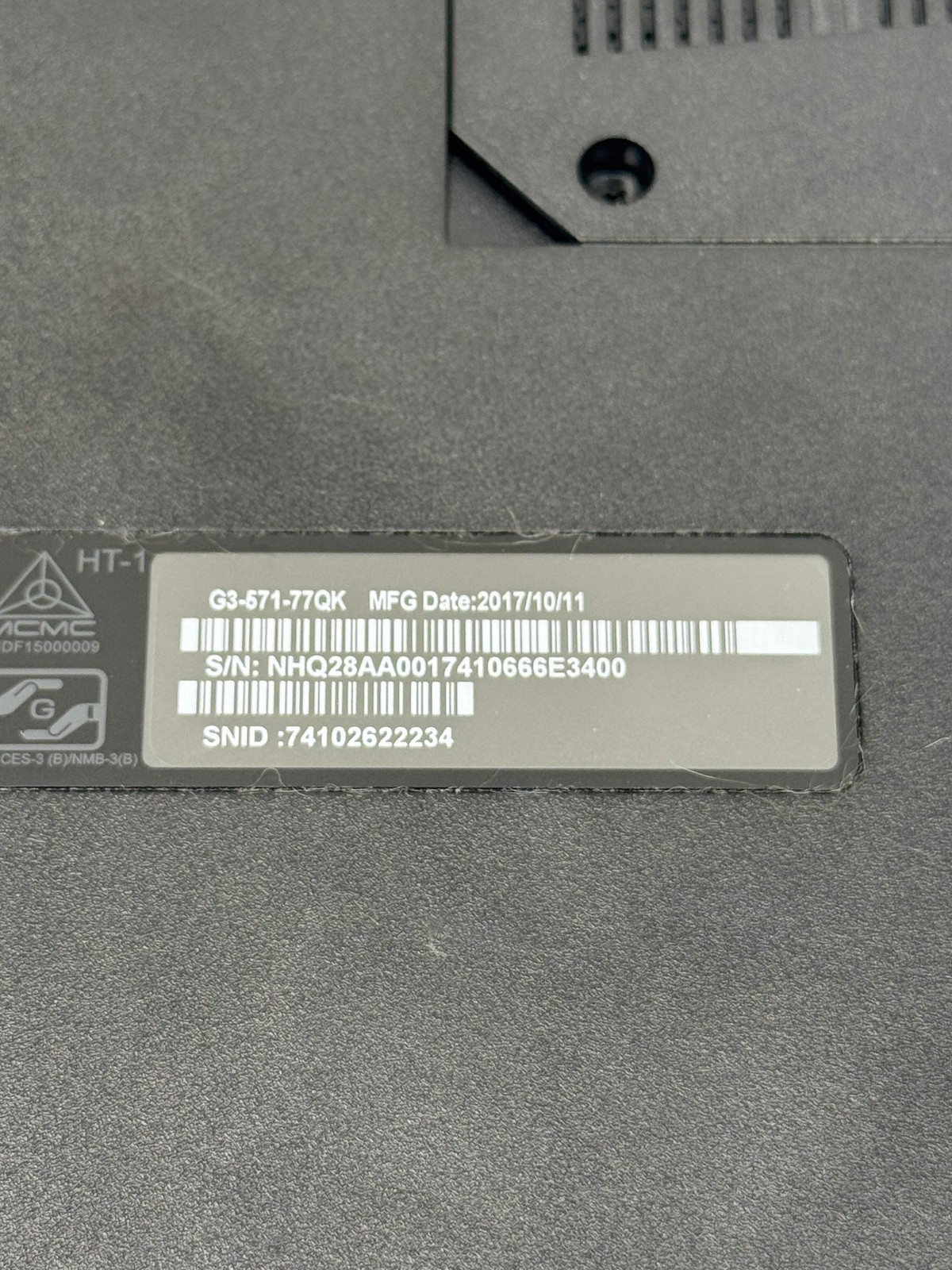 Acer Predator Helios 300 G3-571 15.6″ i7-7700HQ 16GB RAM 256GB SSD Used