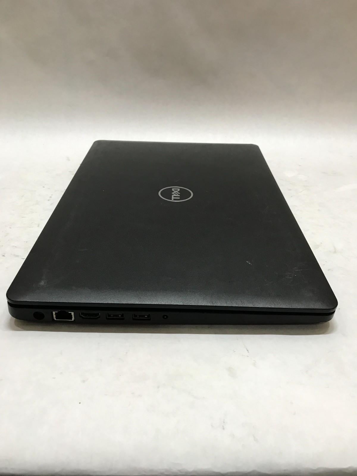 Dell Latitude 3580 15″ Intel Core i5 NO RAM NO HDD/OS For Parts Cracked LCD – DW