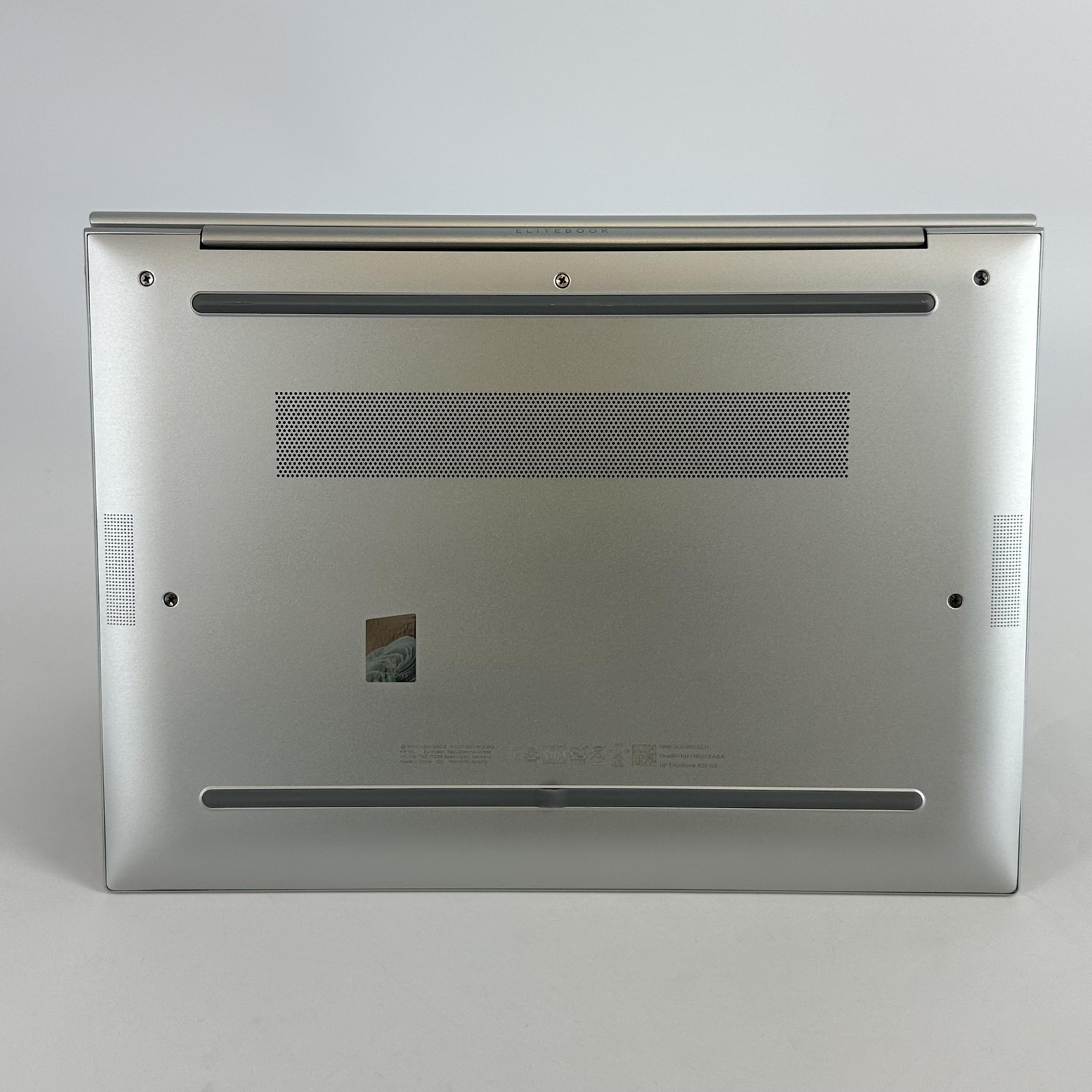 HP Elitebook 835 G9 13.3 Silver FHD+ 2.7 GHz Ryzen 7 PRO 6850U 16GB 512GB SSD