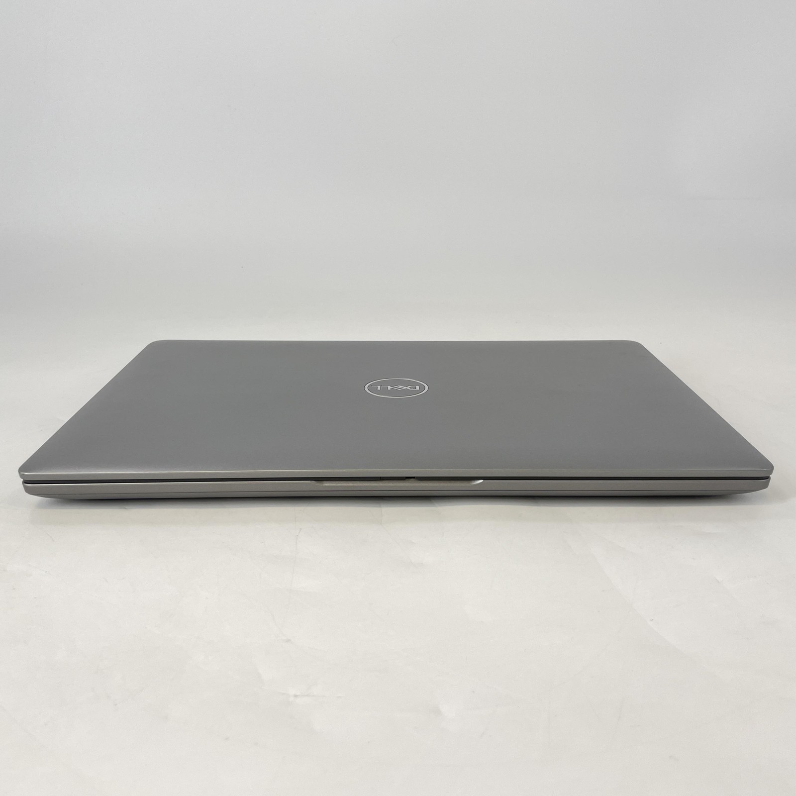 Dell Precision 3490 14 Gray FHD TOUCH 1.2 GHz Ultra 5 125H 32GB 512GB SSD Good