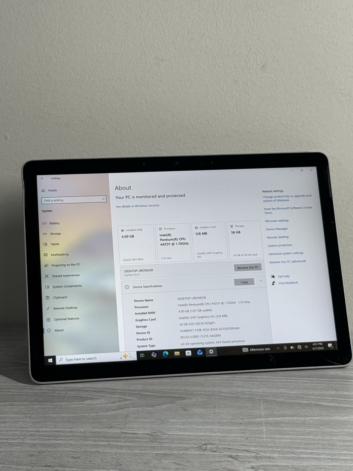 Microsoft Surface Go 2 – Intel Pentium 4425Y 4GB Ram 64GB SSD Windows 10