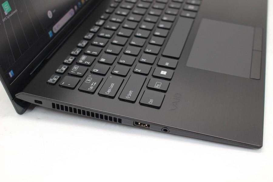 VAIO SX14 VJS1468 14-core i7-1370P Windows11 Intel Iris Xe Graphics 96EU d723