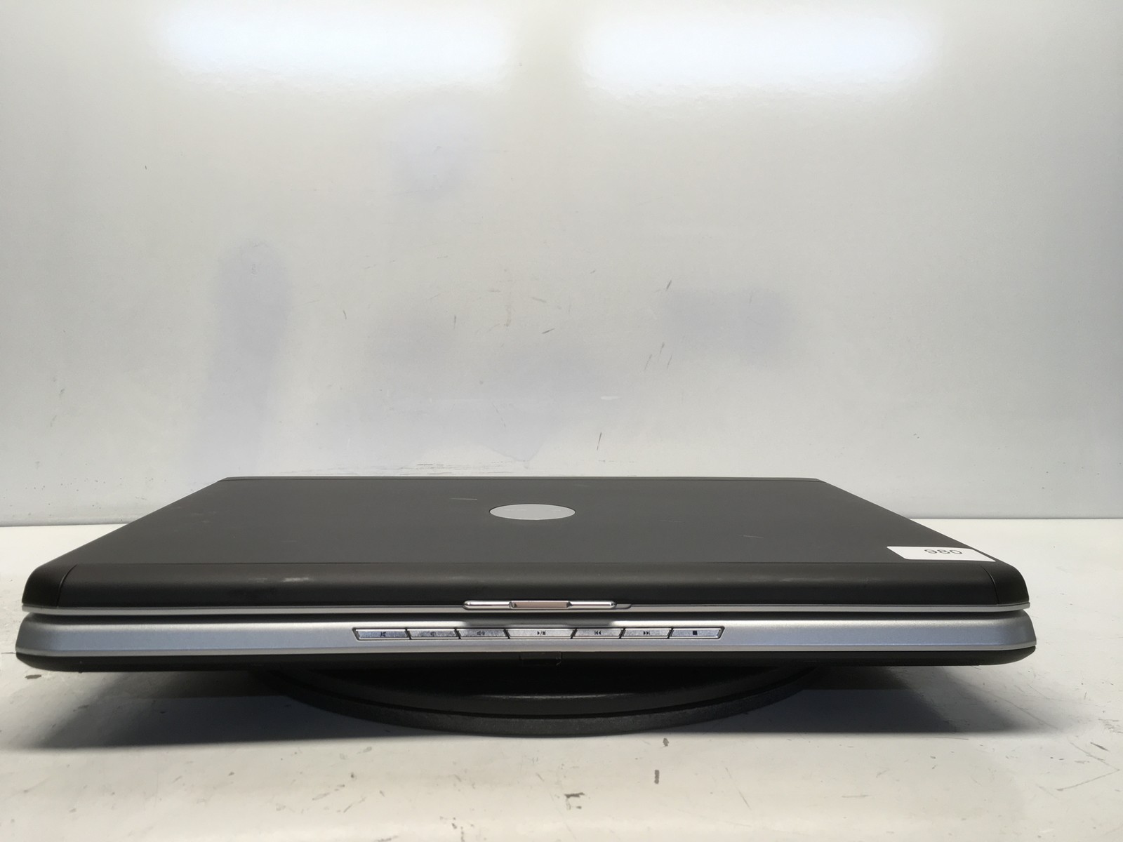 Dell Inspiron 1720 Intel Core 2 Duo 06FD 1.5GHz 4 GB NO HDD No Batt
