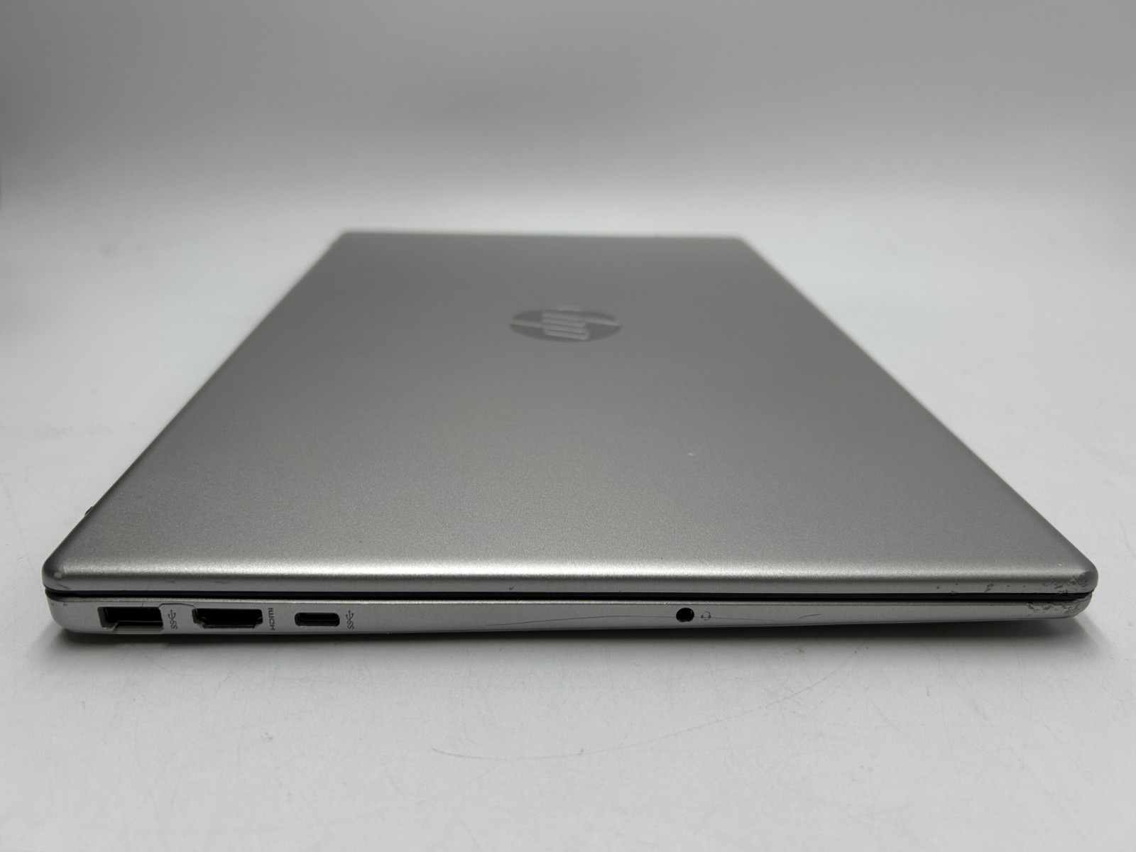 HP Laptop 15-FC0012NR|Athlon Silver 7120U|8GB RAM 256GB SSD|*READ* (L-2)