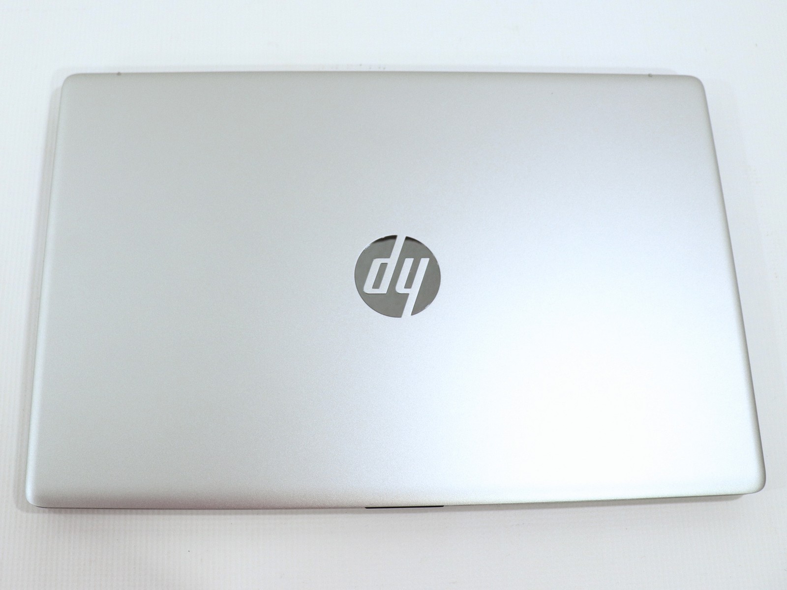 HP Laptop 17-CN003NR 17″ Intel Pentium Silver N5030 8GB 256GB NVMe Win 11 Home