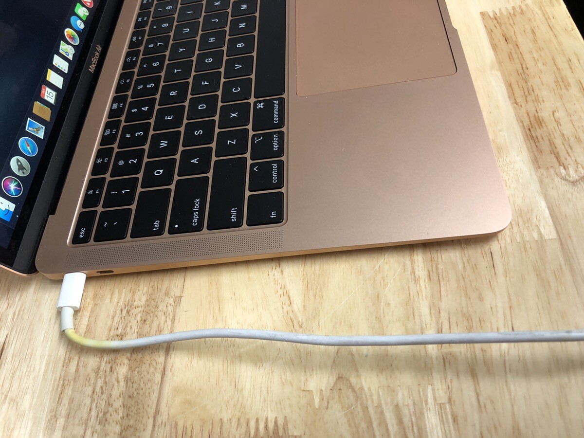 APPLE Laptop/Netbook MACBOOK AIR A1932 (EZ5006390)
