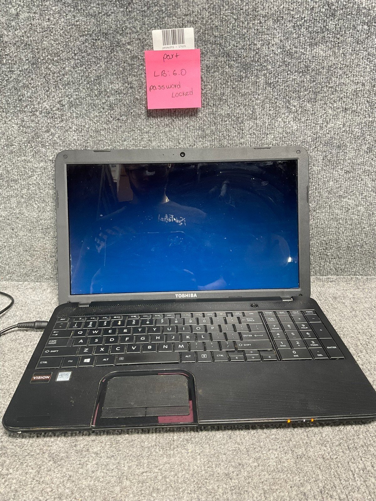 Toshiba Laptop PSCBUU-002008 Vision AMD HDMI USB Used