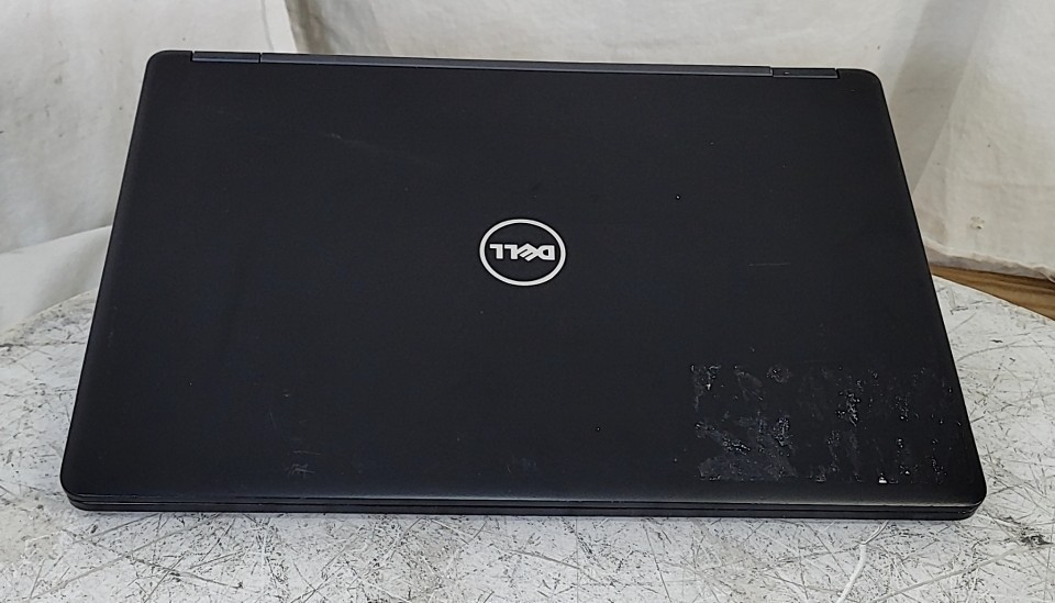 DELL LATITUDE 5480 Laptop Core I5-7440HQ 8GB SEE NOTES