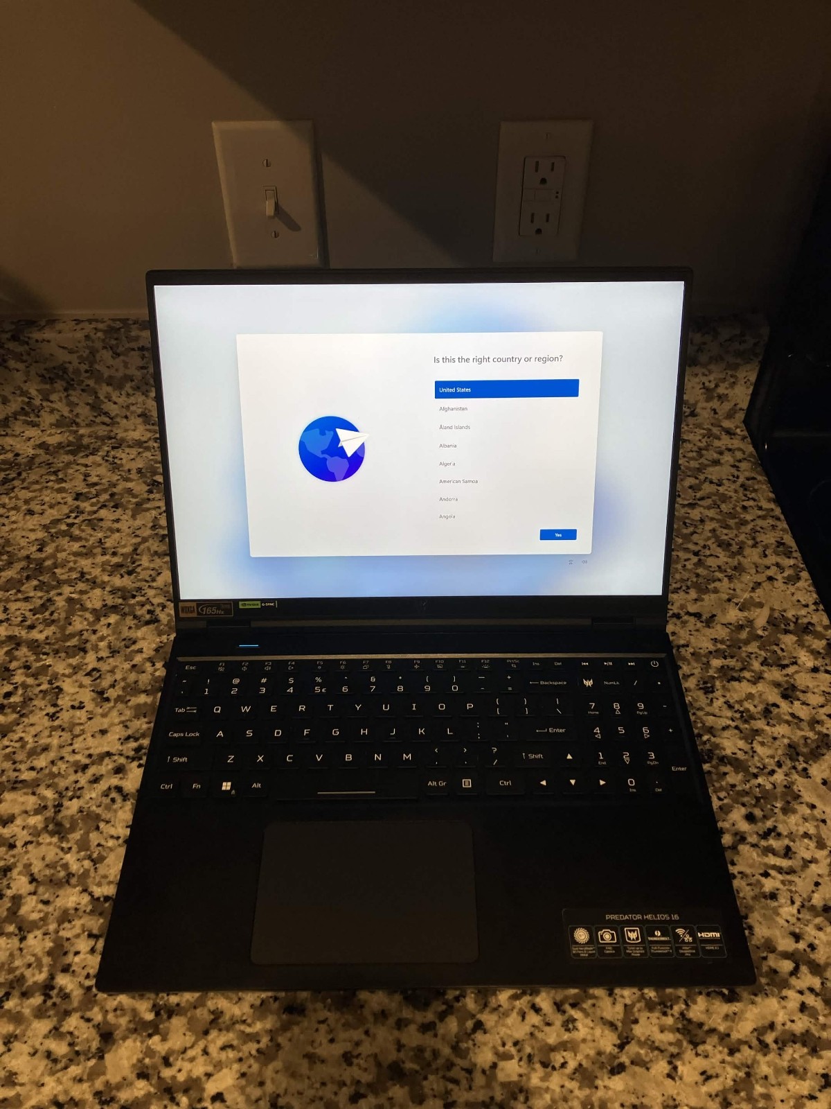 Predator Helios 16 Laptop – i7 13700HX – 4060 – 32GB DDR5 – Windows 11 – 1TB SSD