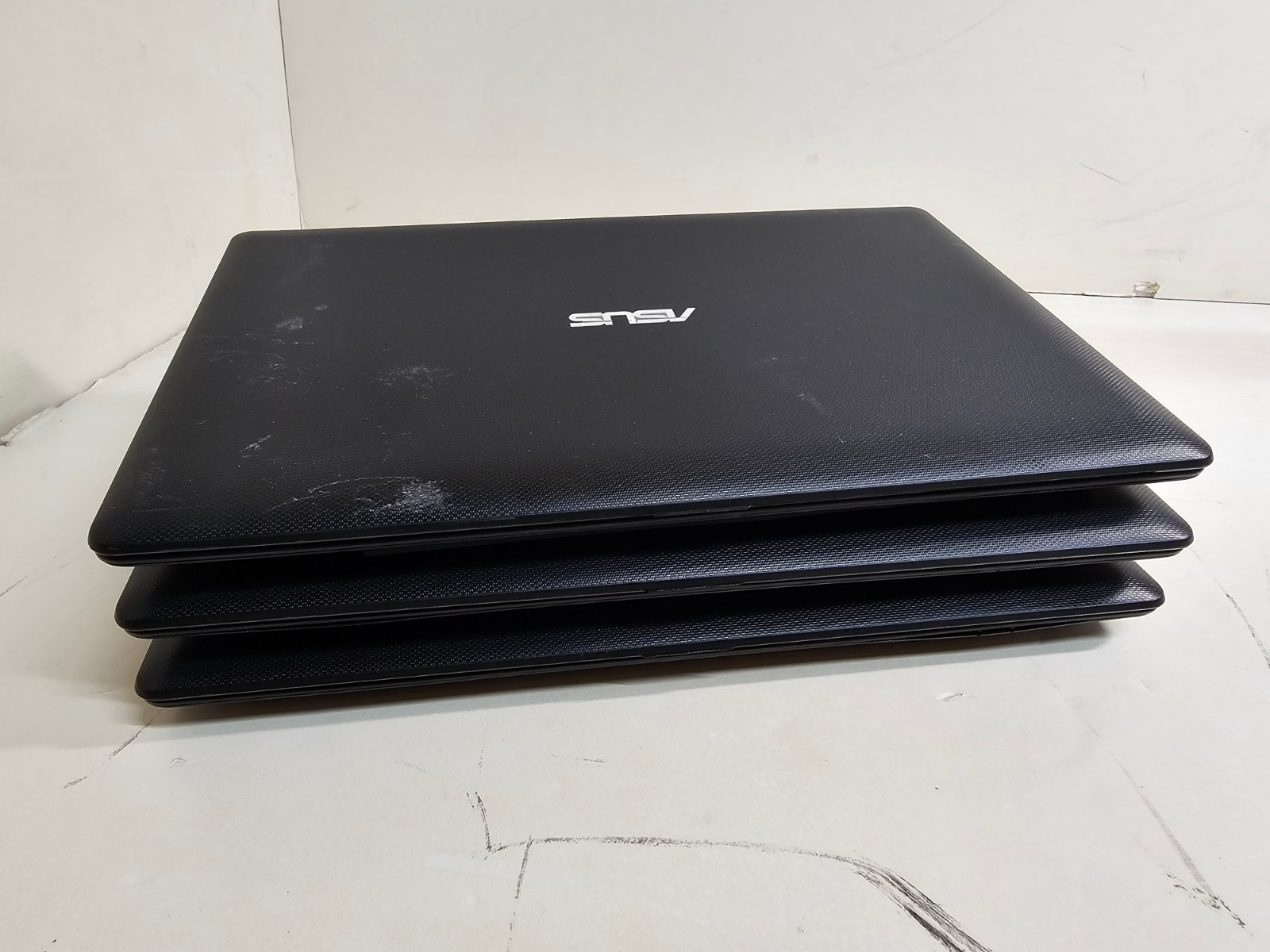 3 Laptop Lot – Asus X200M Notebook PC – K200MA-DS01T – Sold As-Is / Untested
