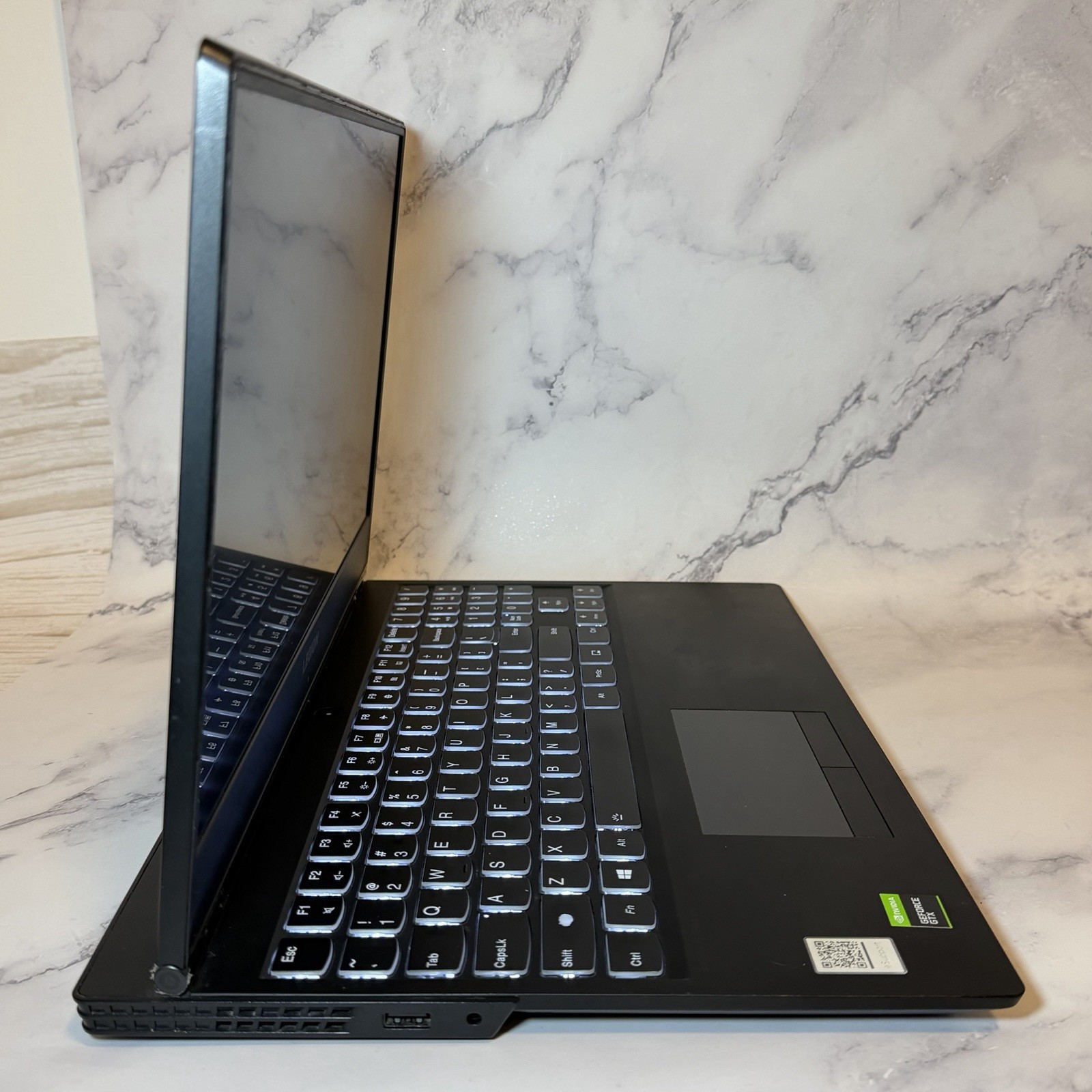 Lenovo Legion Y540 17.3 FHD i5-9300H 16GB 256GB/1TB GTX 1650 Win 11 Laptop
