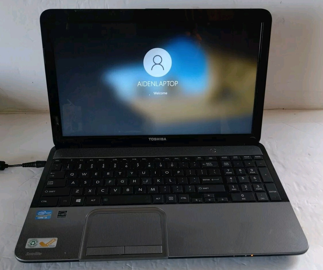 TOSHIBA SATELLITE L855-S5405 INTEL CORE i3-3120M 2.50 GHz 8GB 750GB WIN 10 PRO