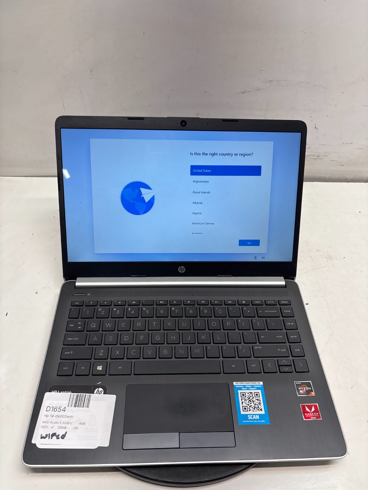 Hp 14-dk002wm AMD Ryzen 3 3200U Radeon Vega 2600Mhz 4GB 128GB Windows 11
