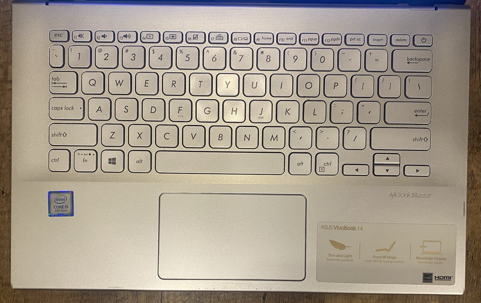 ASUS VivoBook 14 X420UA i5-8250U 8GB 256GB SSD UHD 620 No Charger