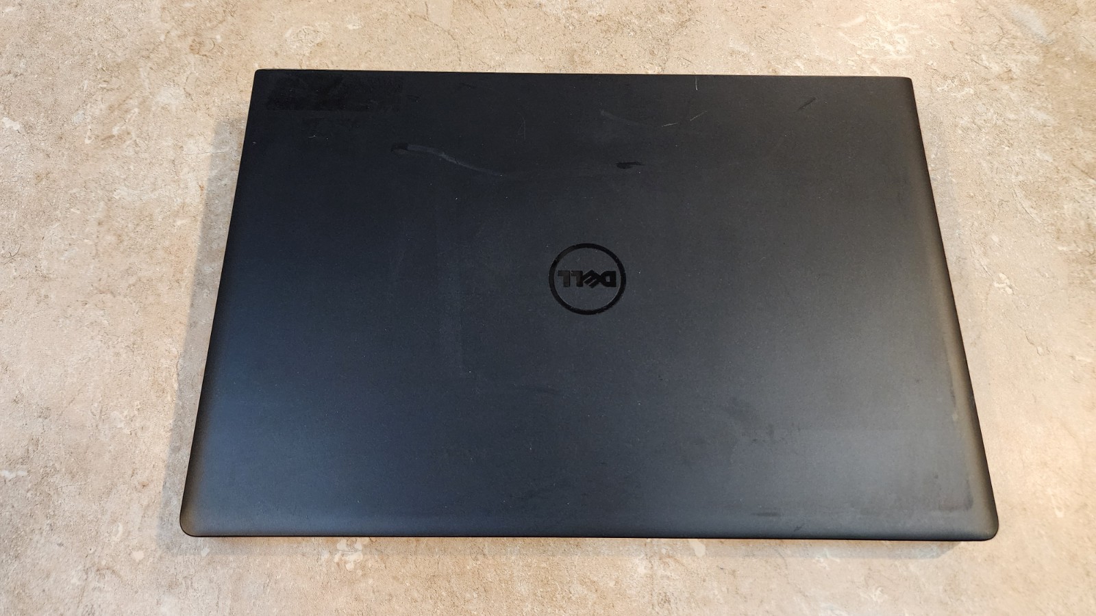 Dell Latitude 3570 15.6″ Core i5-6200U 8GB RAM 500GB HDD Laptop