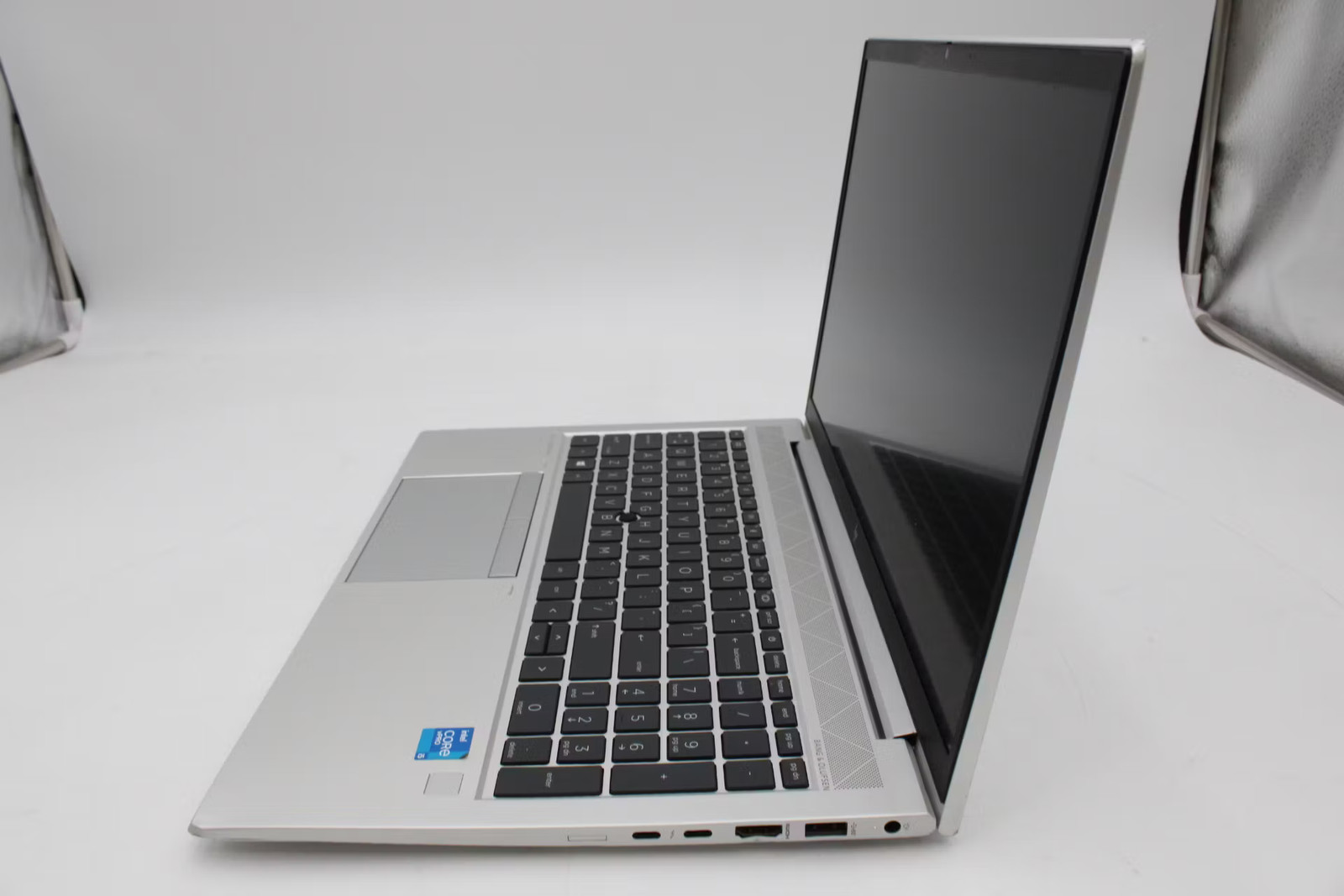 HP EliteBook 850 G8 Notebook PC i5-1145G7, 256GB NVMe, 16GB RAM