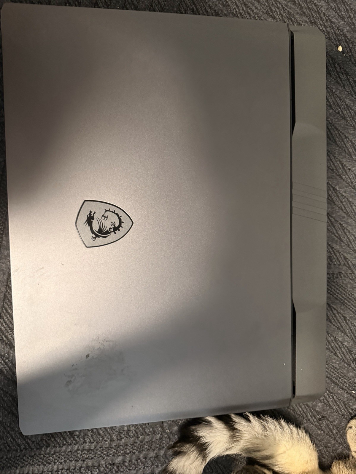 MSI Vector 16 HX AI A2XW Core Ultra 9 32GB 1TB SSD RTX 5070 Win11
