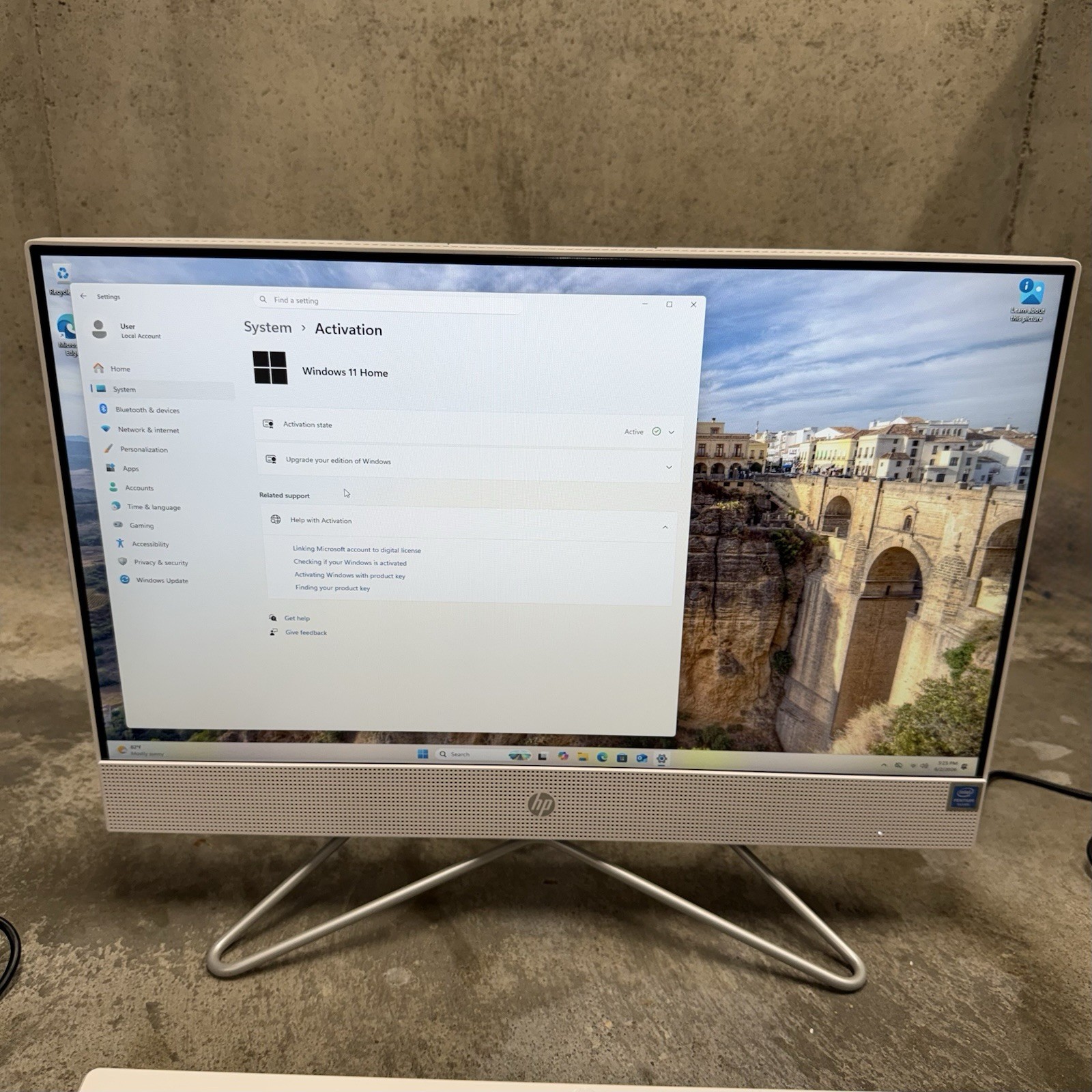 HP 22-dd0123w All In One PC J5040 4GB 128GB SSD Win11 Webcam KB Mouse WiFi