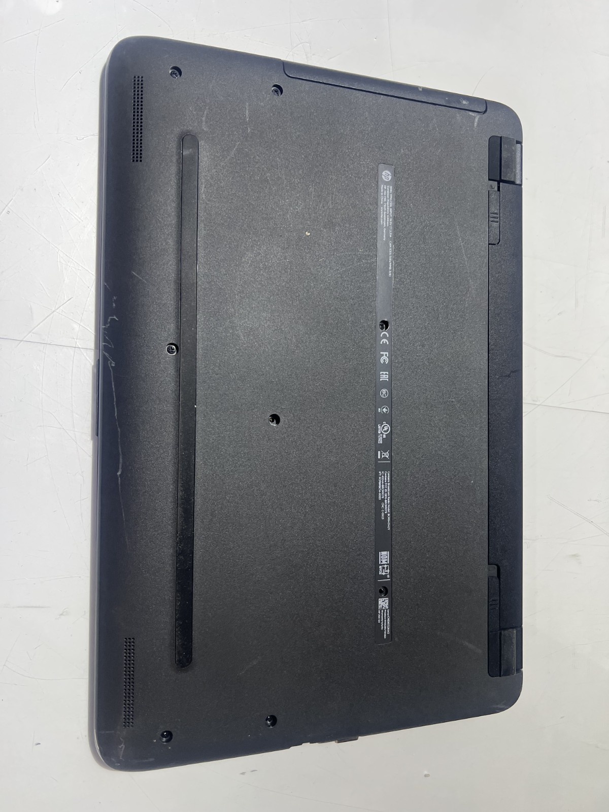 HP 255 G4 NOTEBOOK AMD A8-7410 APU 8GB RAM 256GB SSD W10H W/CHARGER